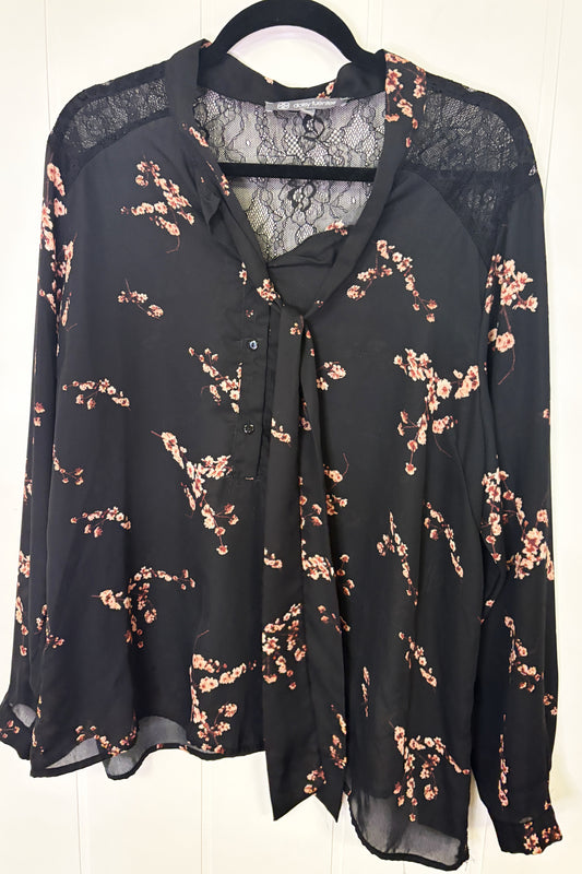 Floral Top w/Lace Back