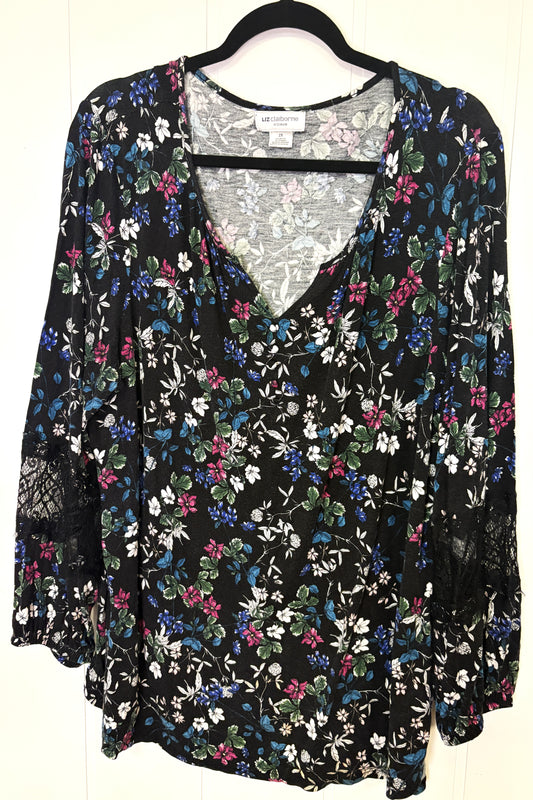 Knit Floral Top w/Lace Arms