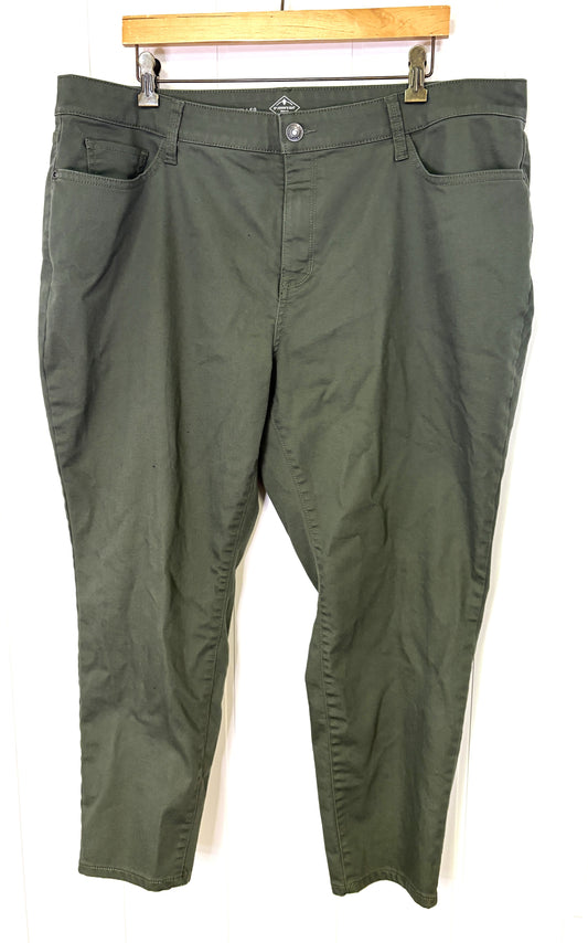 Skinny Leg Denim Capris