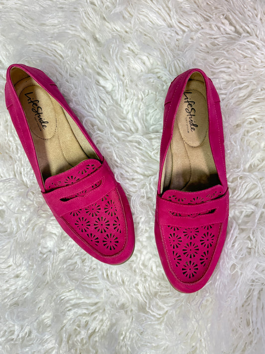 Loafers w/Snowflake Cutout