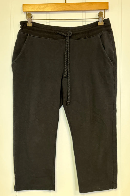 Eddie Bauer Knit Capris