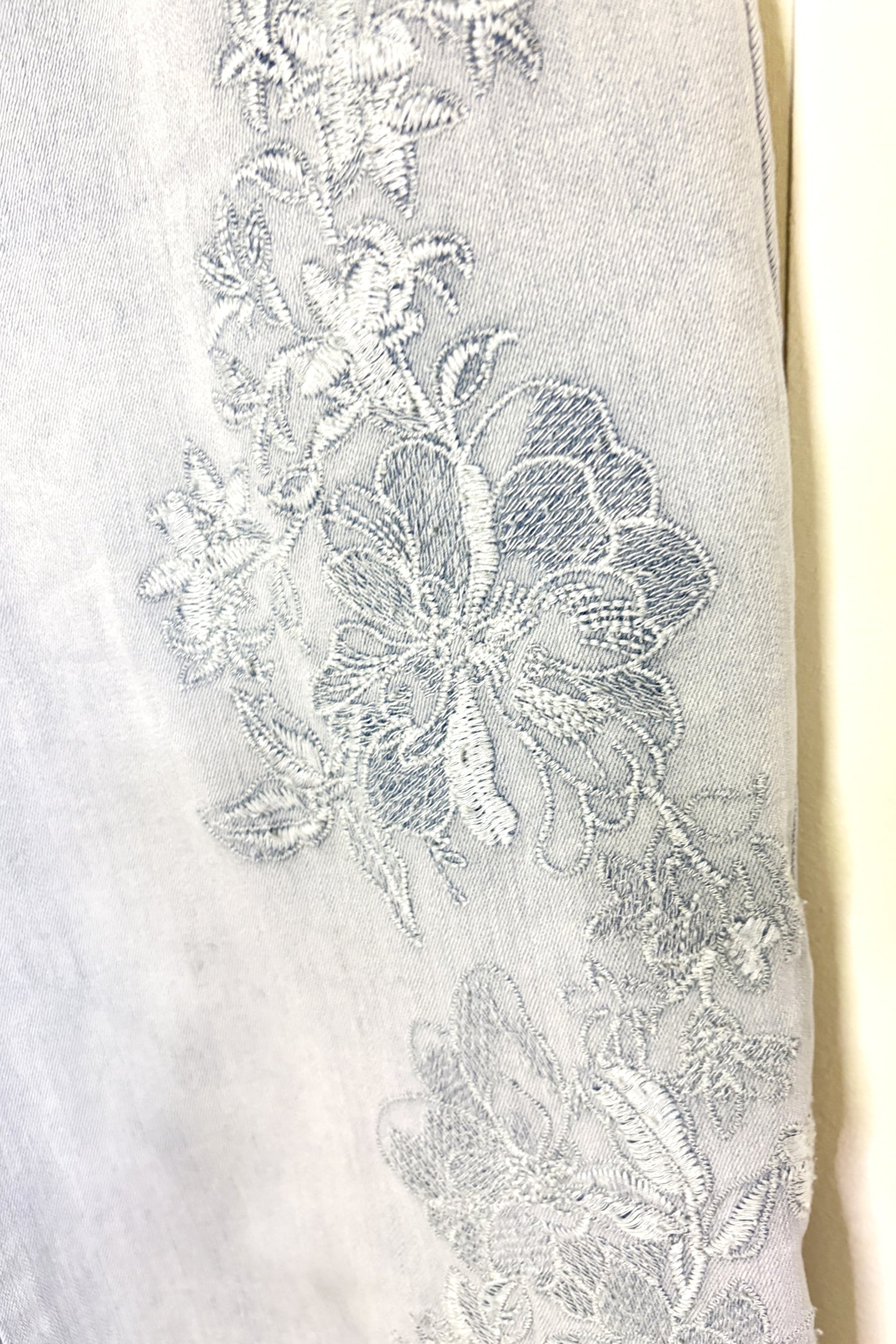 Charlie B. Embroidered Jeans