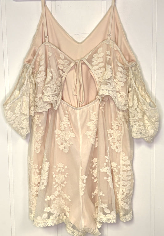 Flying Tomato Lace Romper