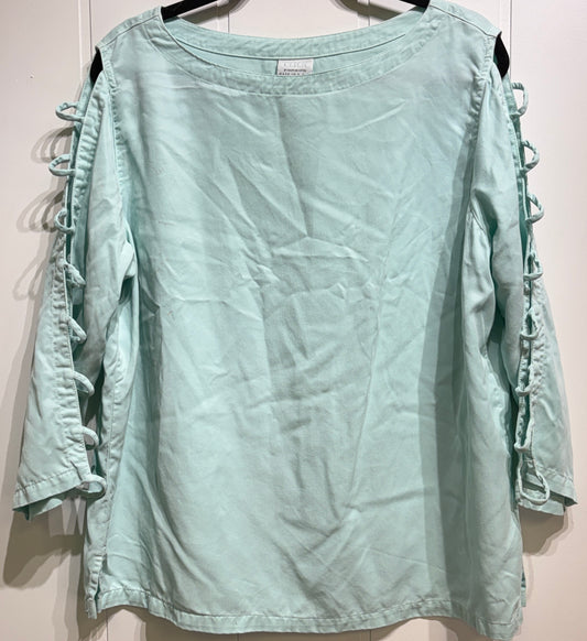 Click Brand Open Sleeve Blouse