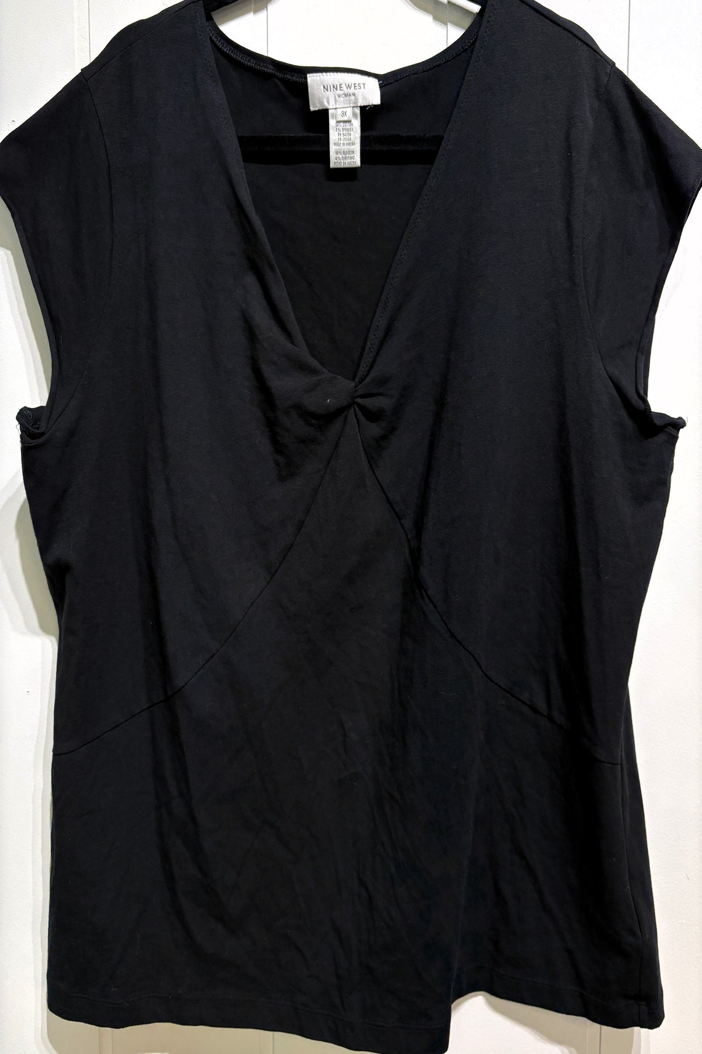 Nine West Twist Front Top