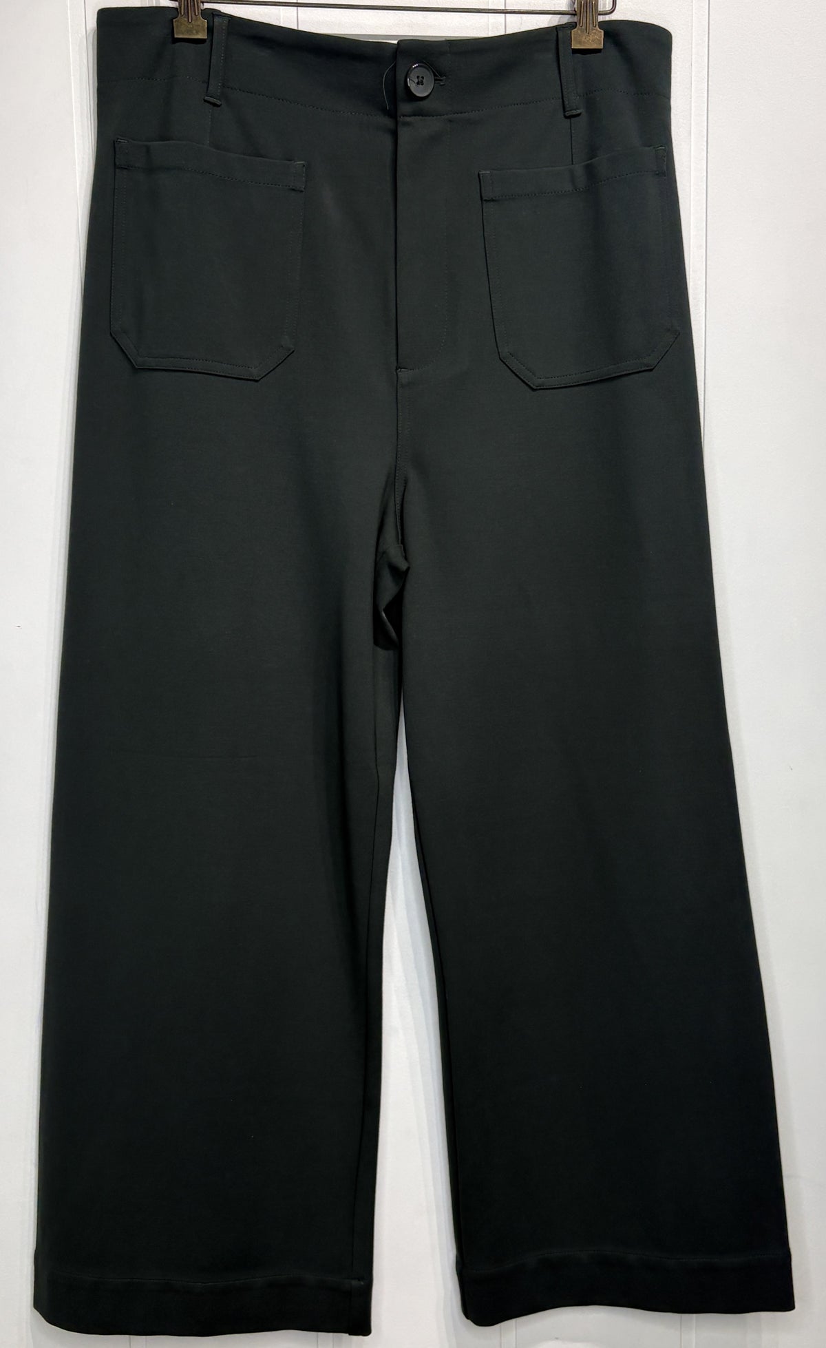 Jones & Co Wide Leg Knit Pants