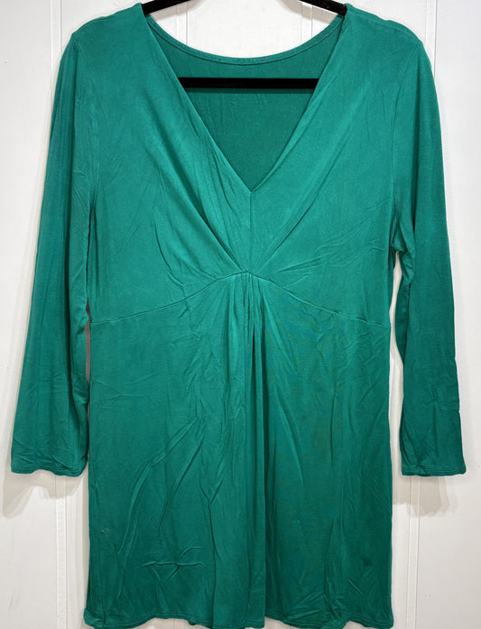Ruched Center V-Cut Tunic Top