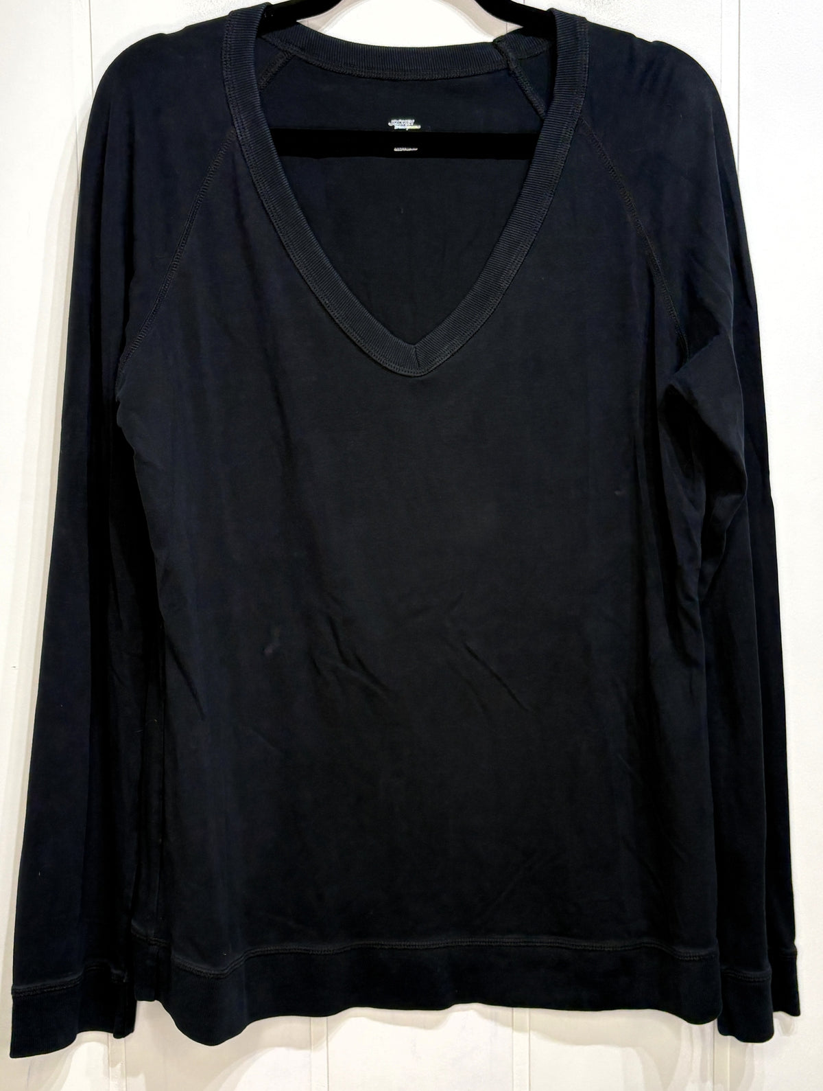 Jockey V-neck LS Shirt