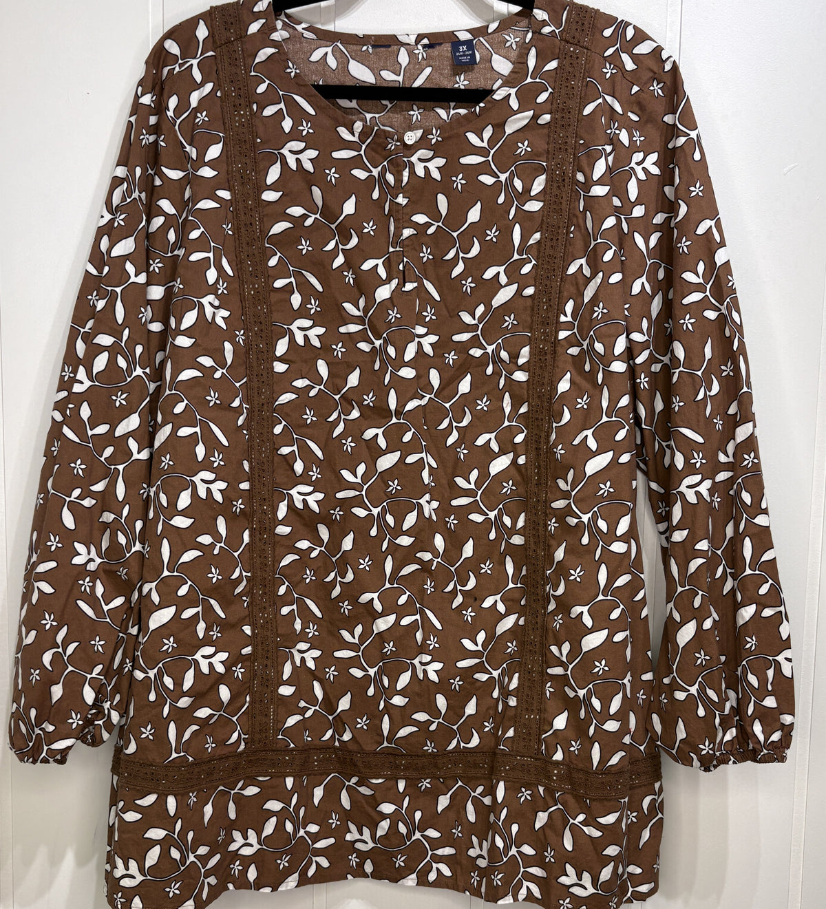 Embroidered Leaf Print Blouse