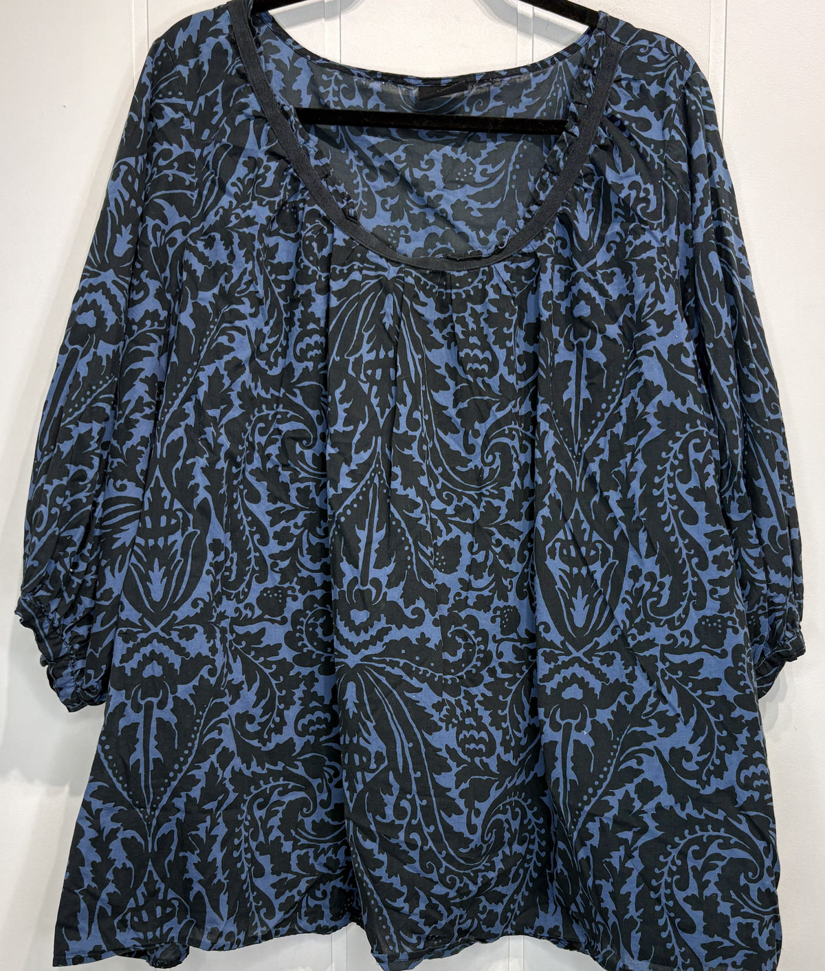 A.n.a Paisley Ruffle Hem Blouse