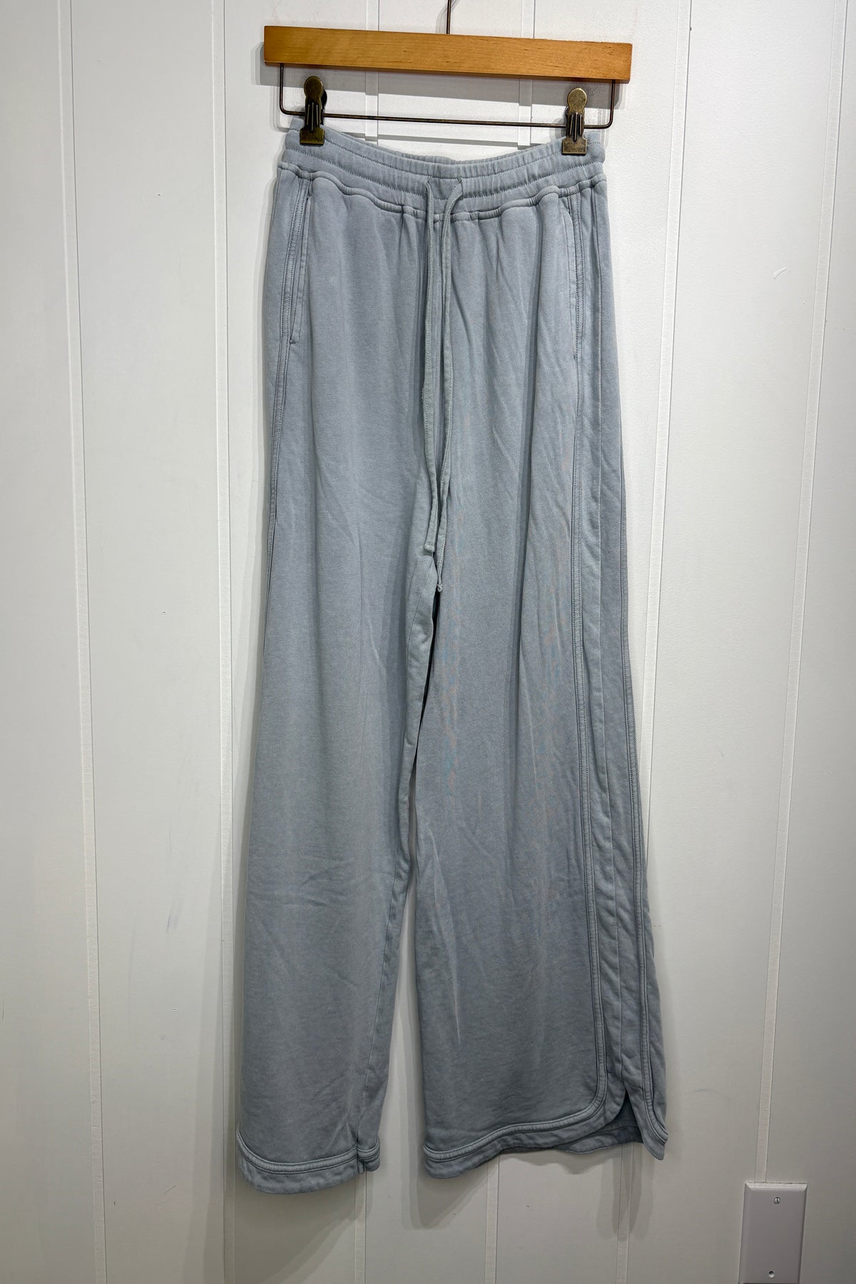 Wide Leg Drawstring Pant