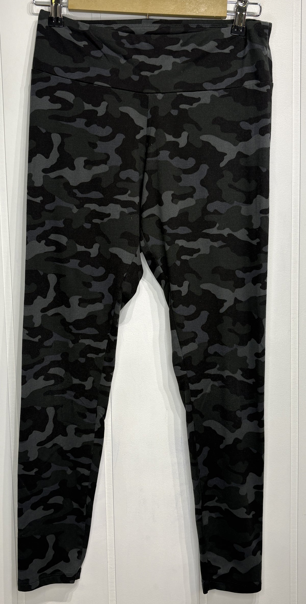 Express Camo Ankle Leggings