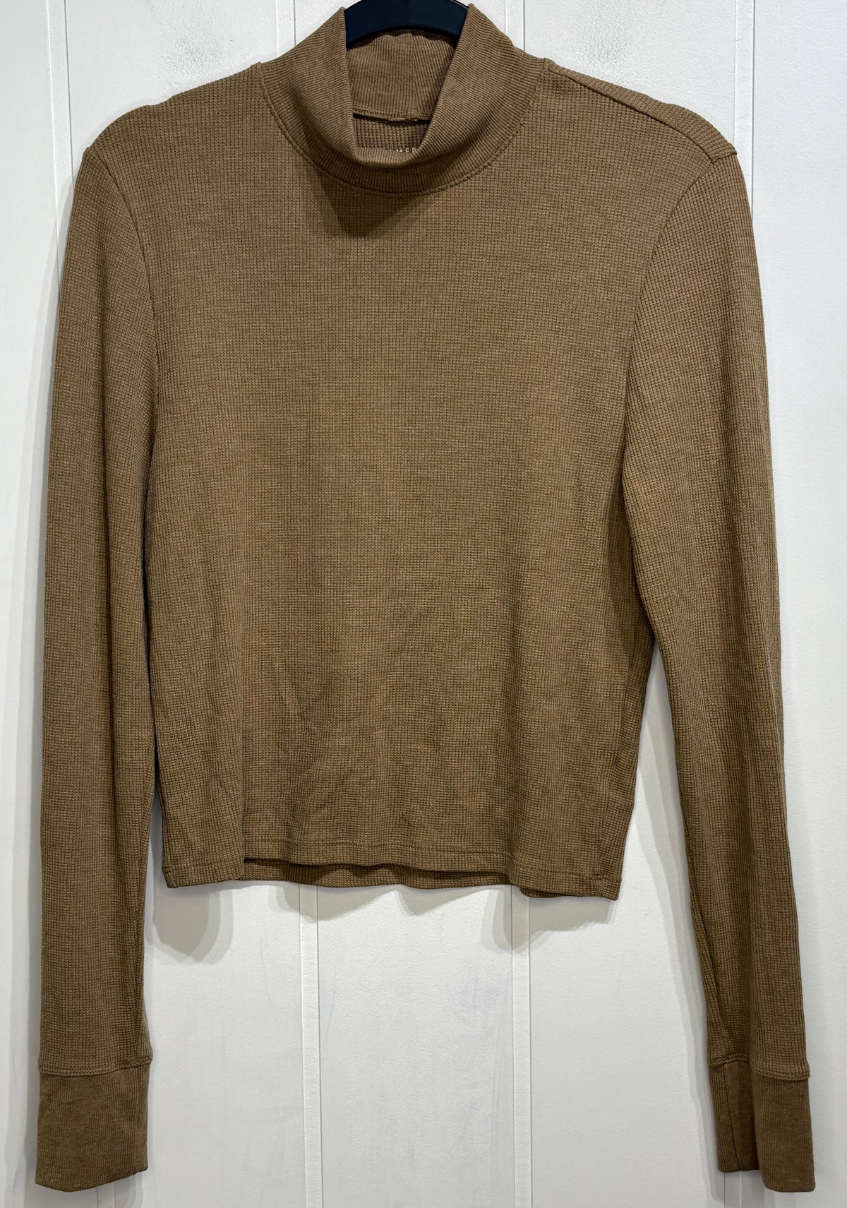 AE Waffle-knit Cropped LS Top