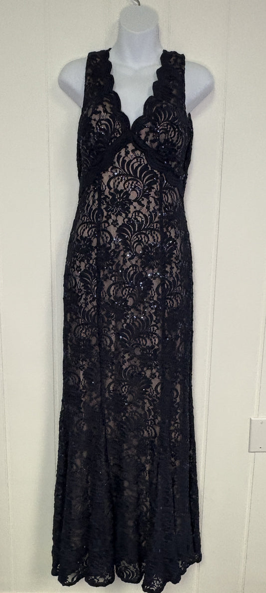 Formal Dress Mermaid Style Lace Overlay