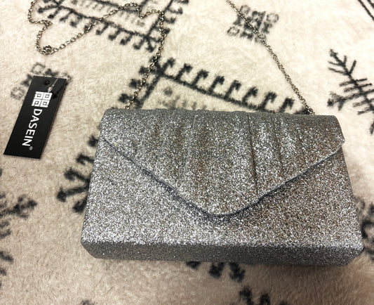 Formal Clutch/Handbag w/Removable Chain