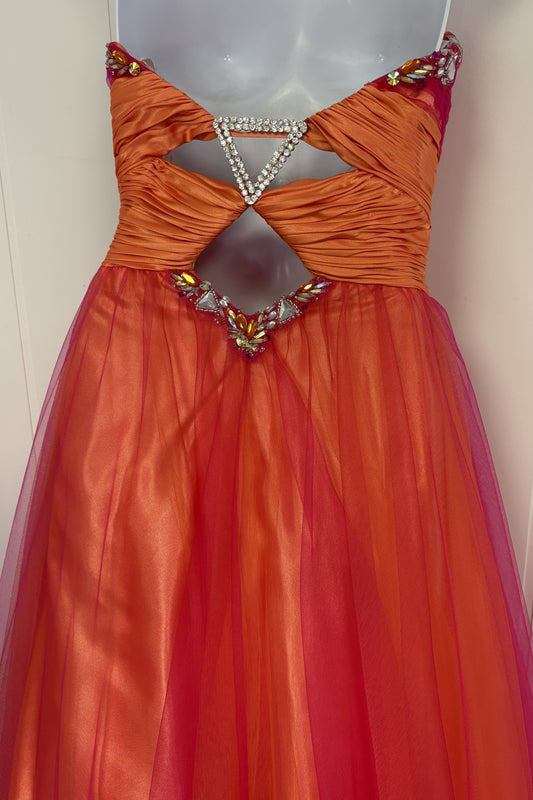 Formal Strapless Dress w/Bedazzle Lining