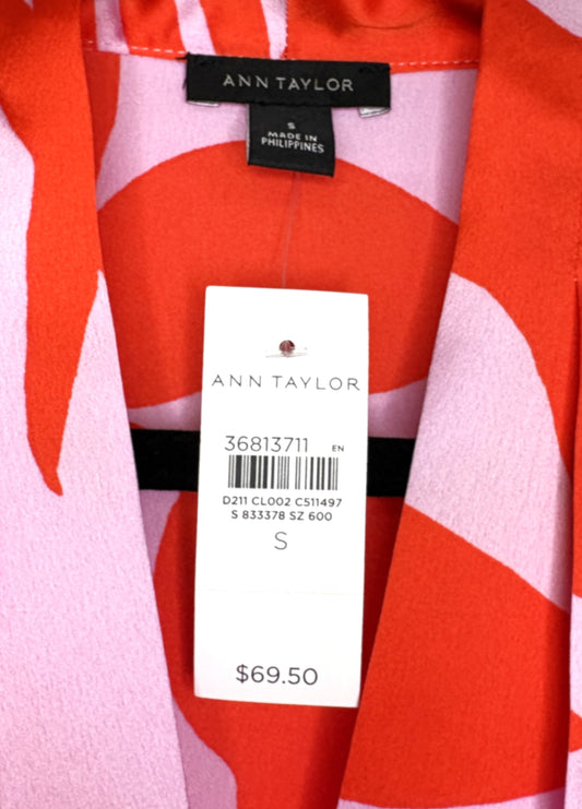 Ann Taylor Hawaiian-Style Blouse