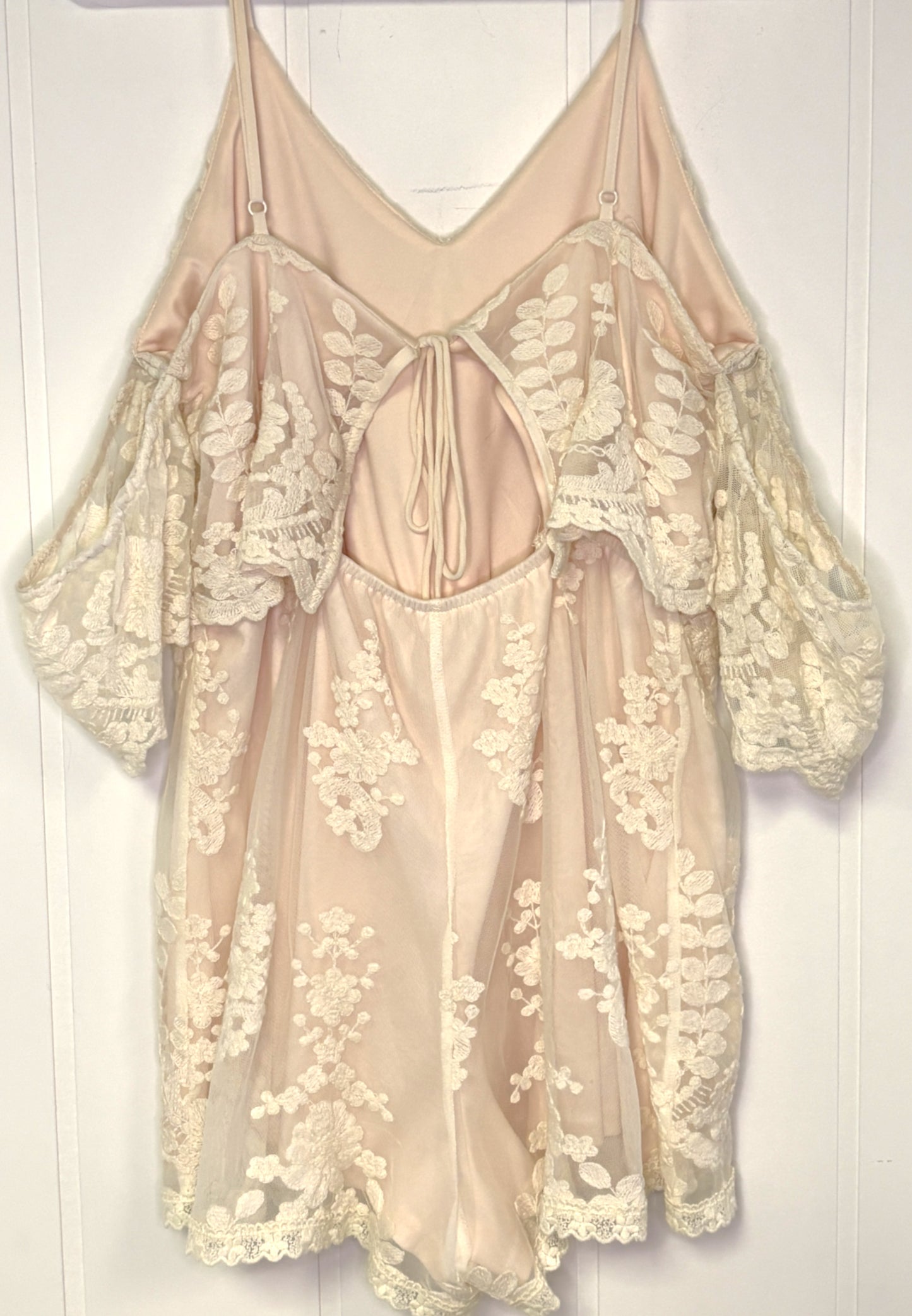 Flying Tomato Lace Romper
