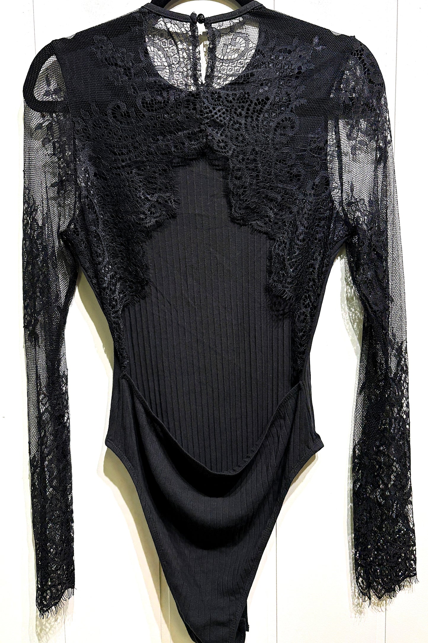 Ribbed Bodysuit w/Lace Sleeves