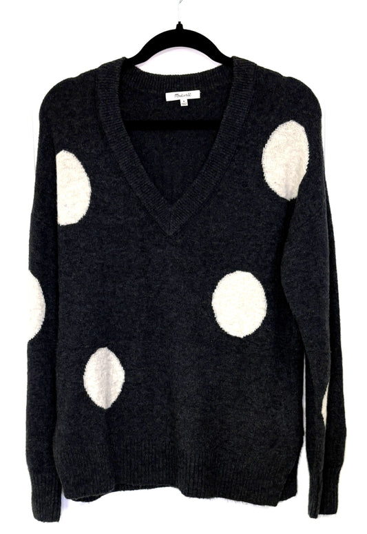 Sweater w/Large Polka Dots