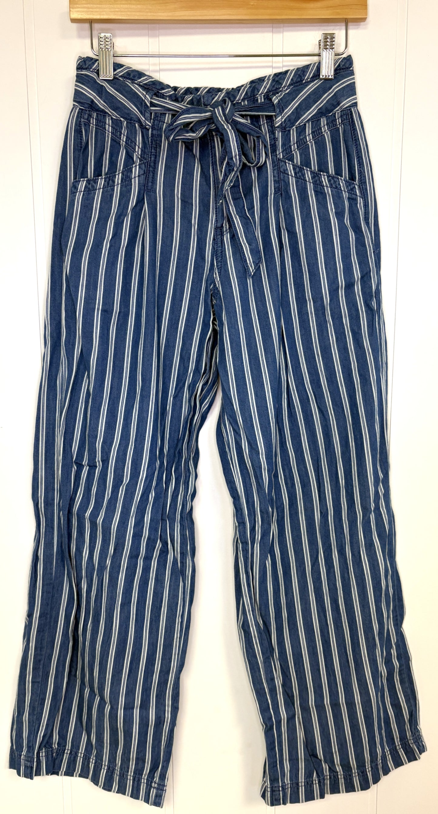 AE Wide Leg Stripe Pants