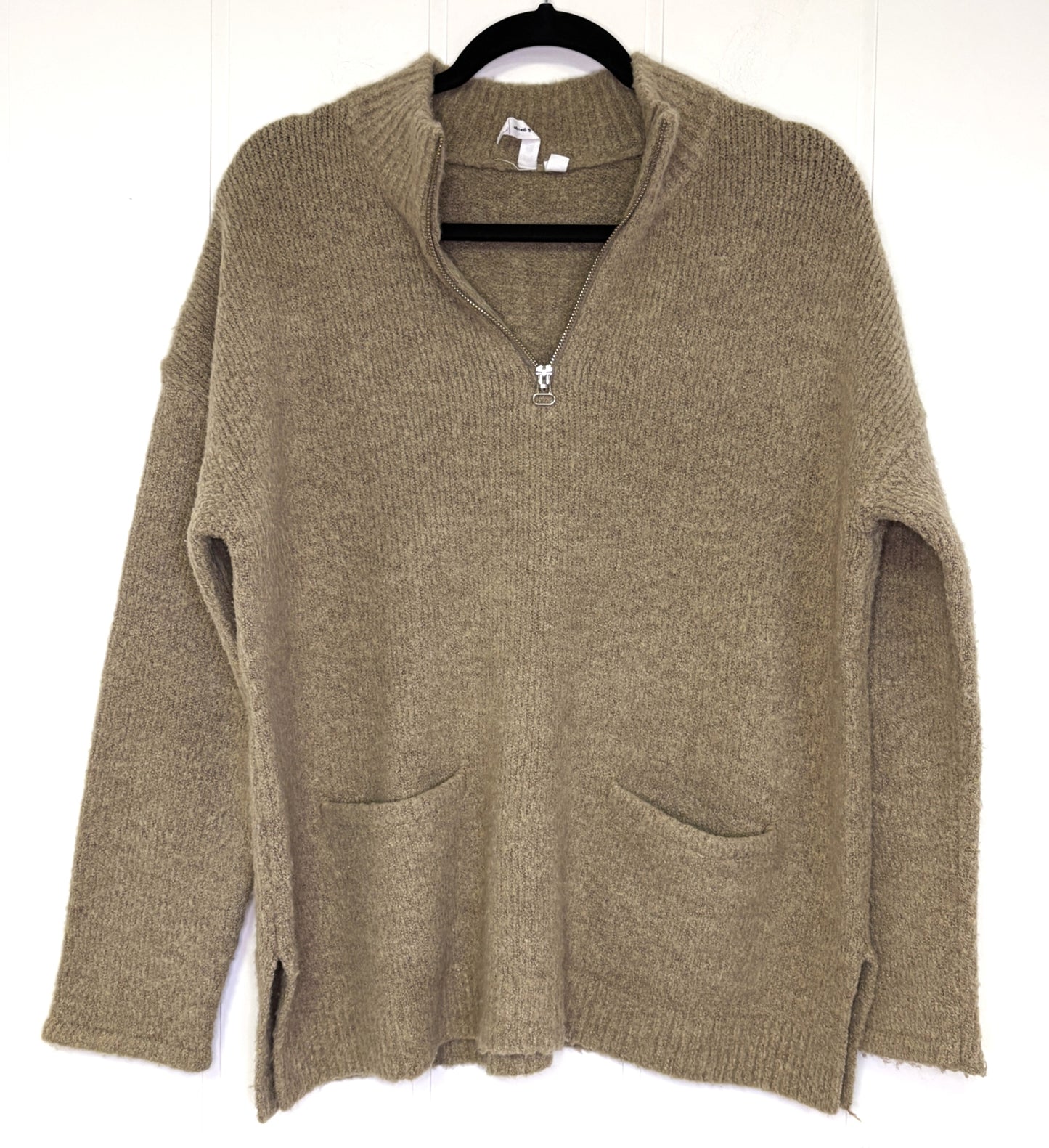 Qtr. Zip Pocket Sweater