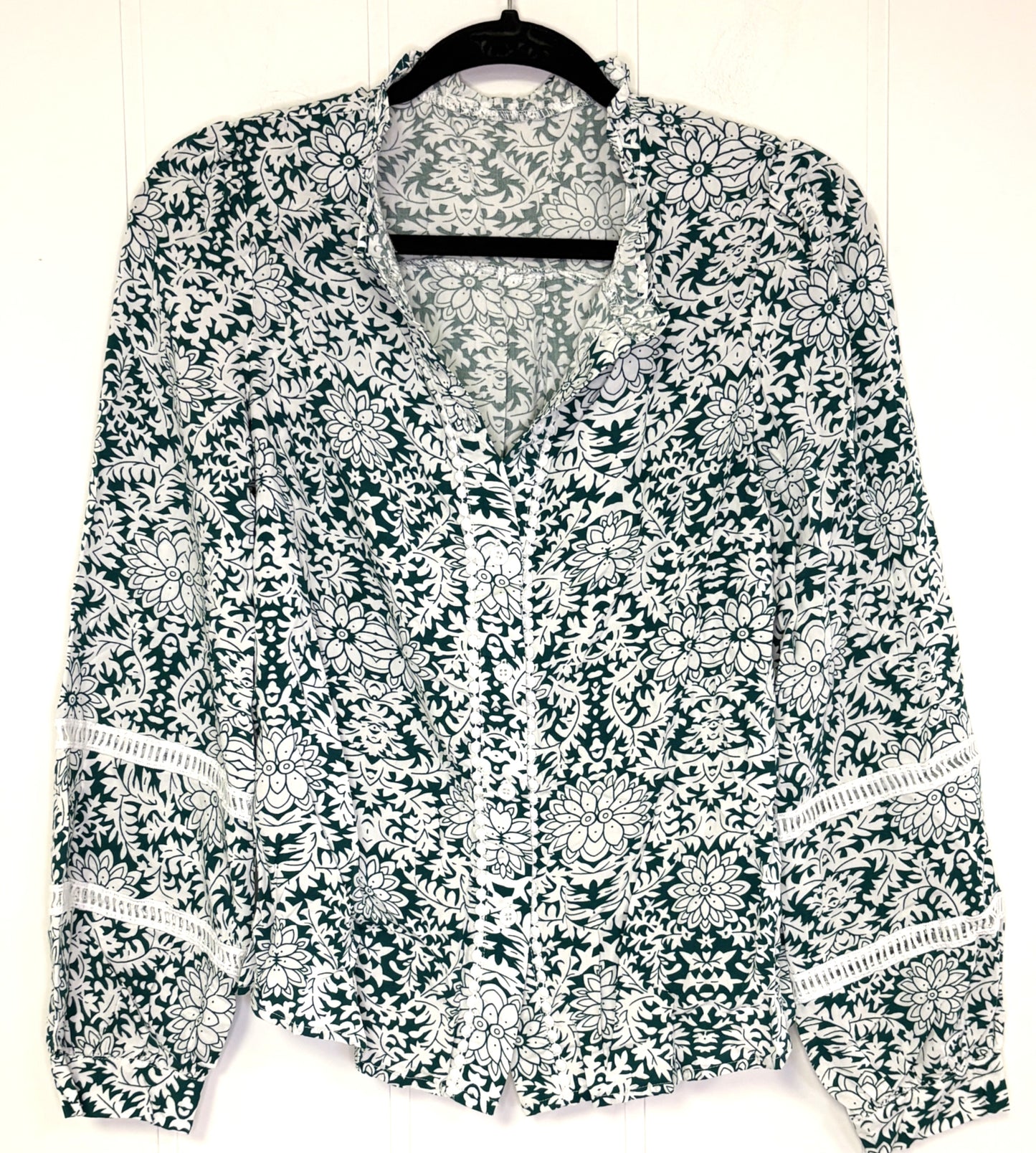Floral Embroider Blouse