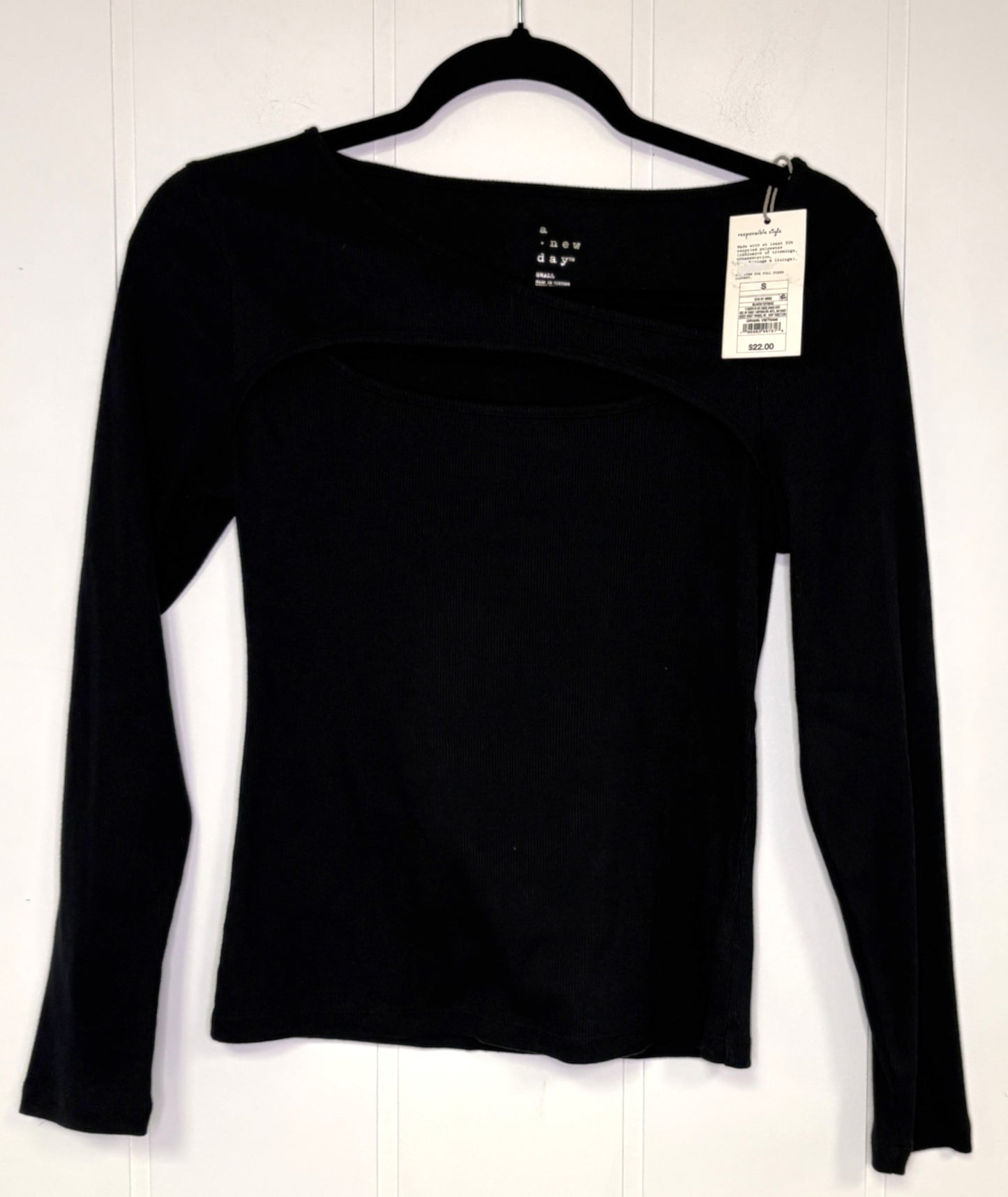 A New Day Top w/Cut-out Detail