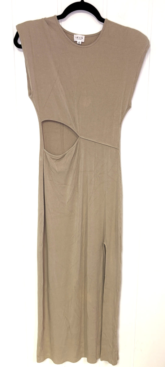 Le Lis Maxi Dress w/Cut Out Detail