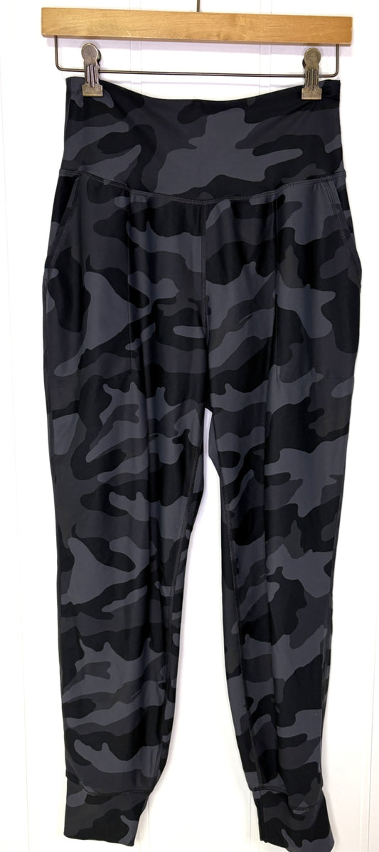 Old Navy Active Camo Leggings