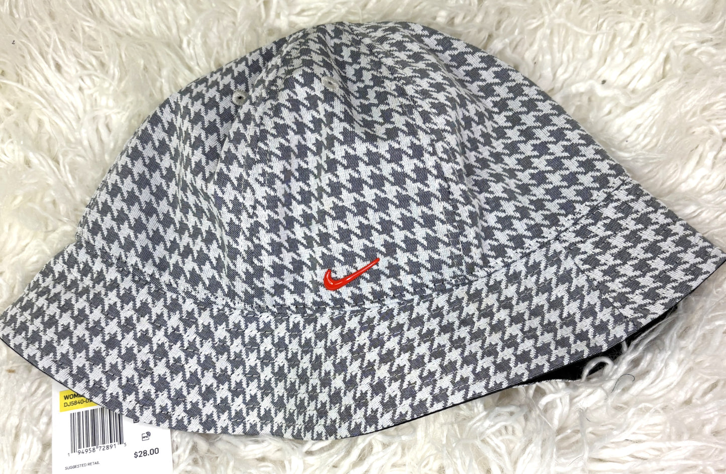 Nike Houndstooth Bucket Hat
