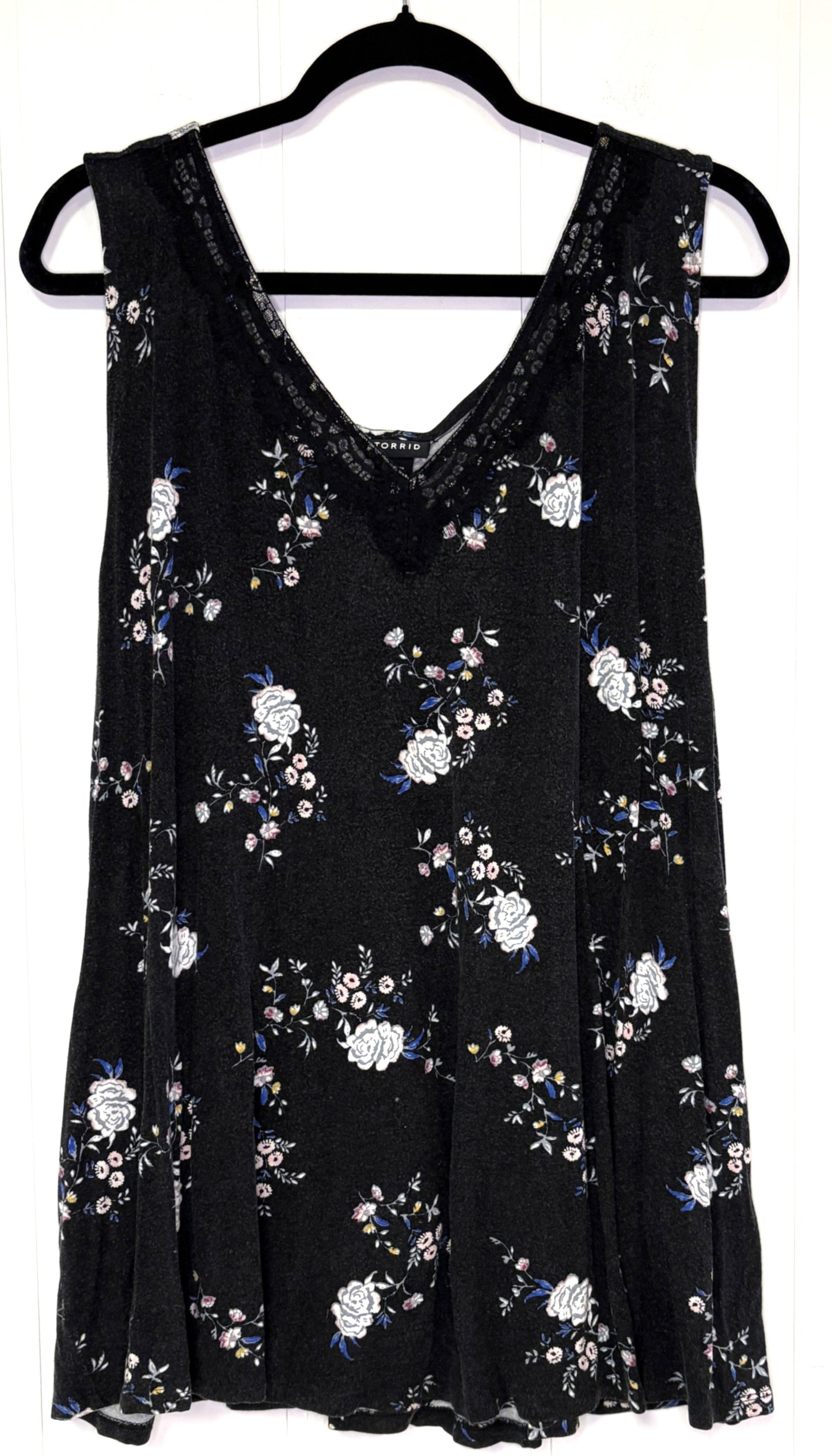 Torrid Tanks w/FLWR Pattern