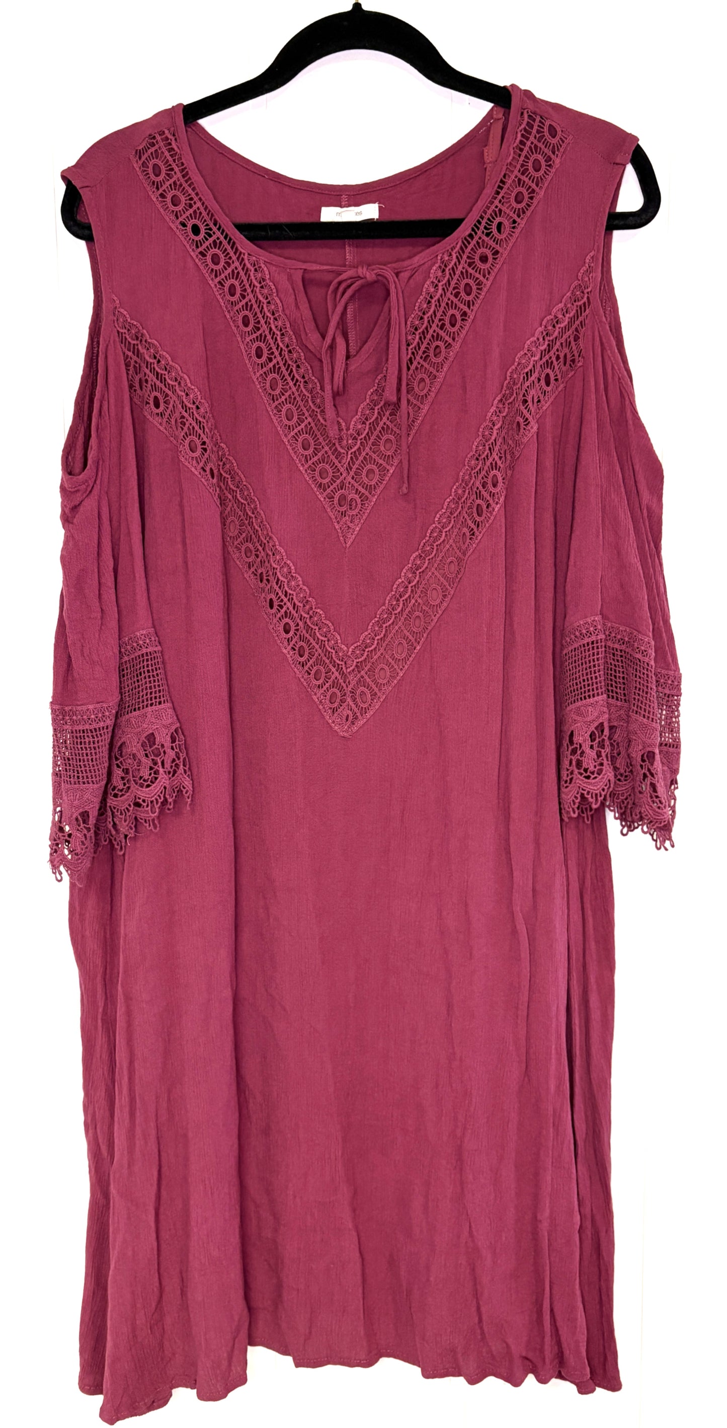 Cold Shoulder Tunic w/Lace Detail