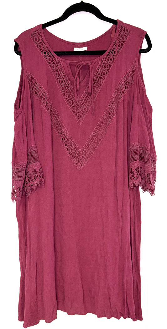 Cold Shoulder Tunic w/Lace Detail