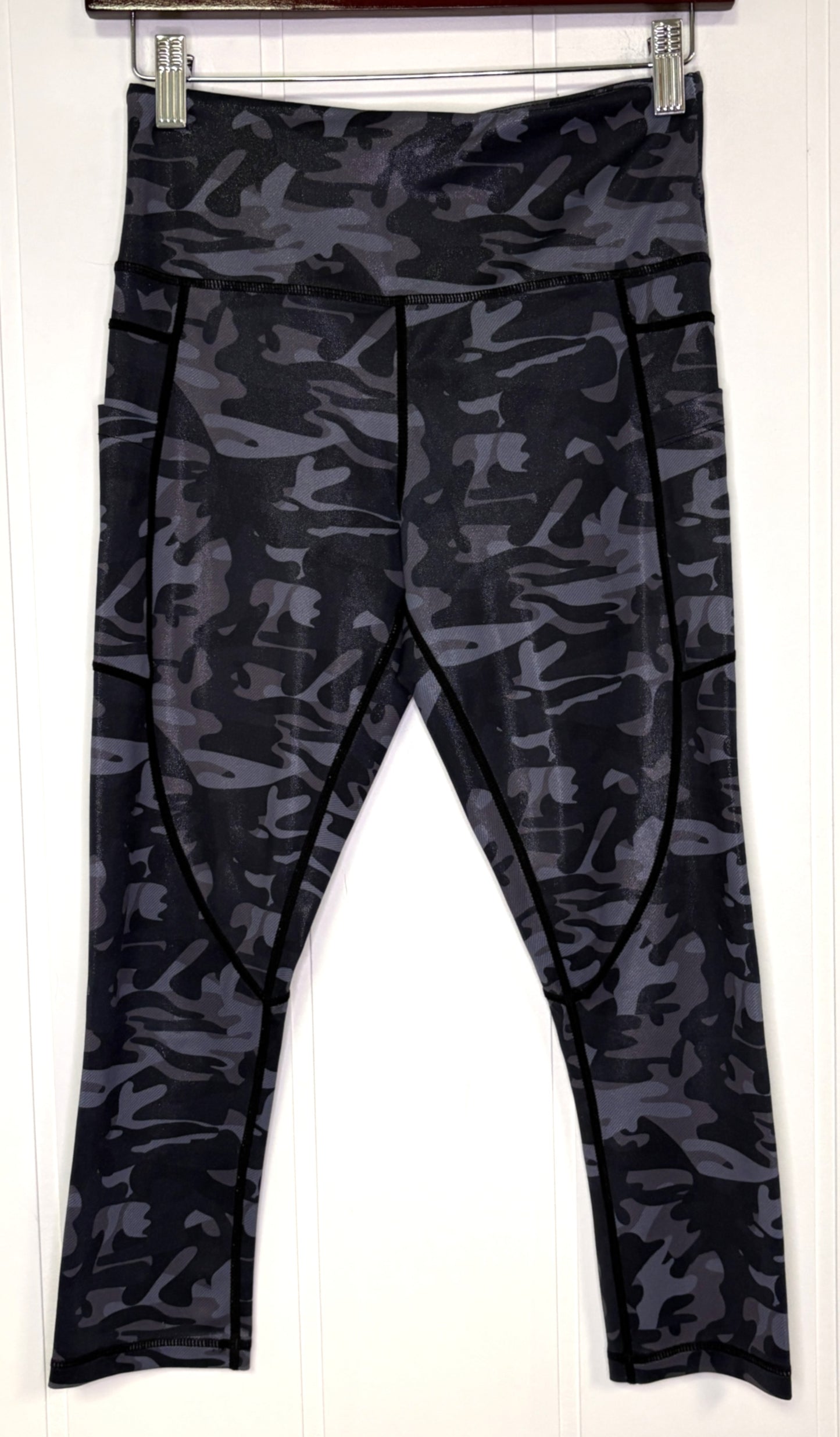 Zyia Active Capri Leggings