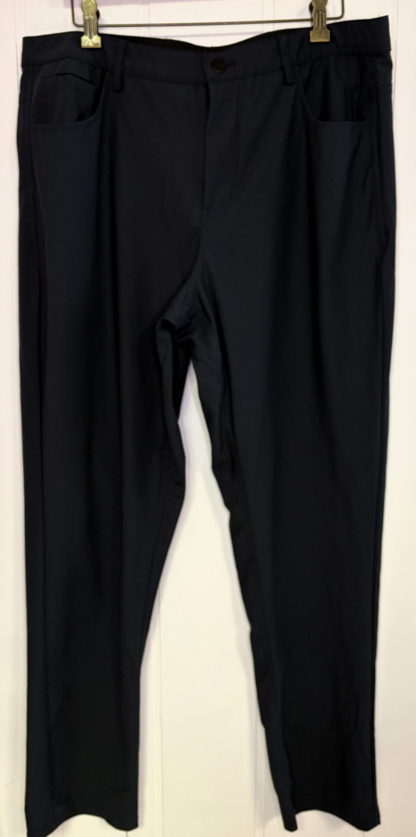 DKNY Men's Swoosh Pants
