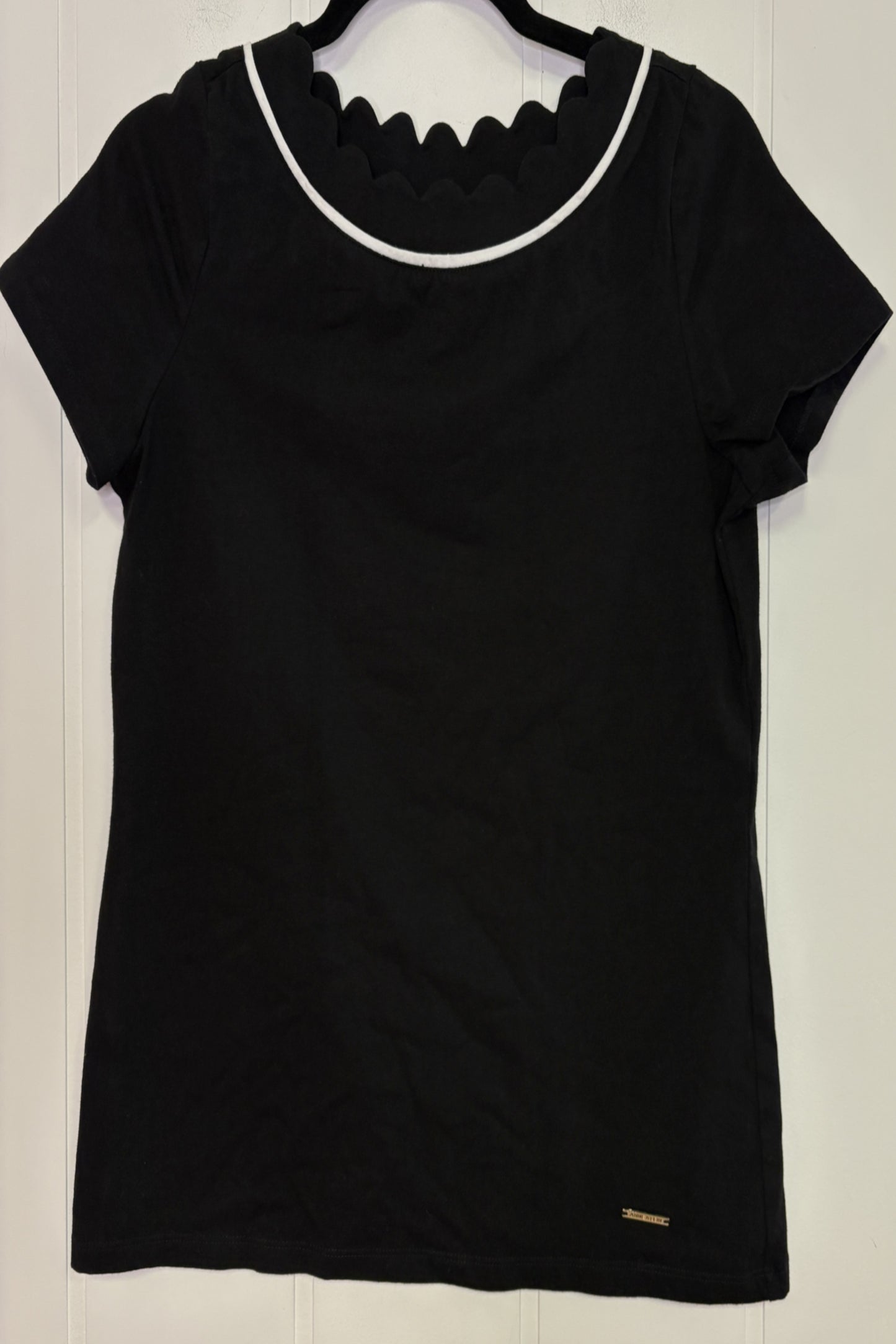 Anne Klein Scallop Trim Top