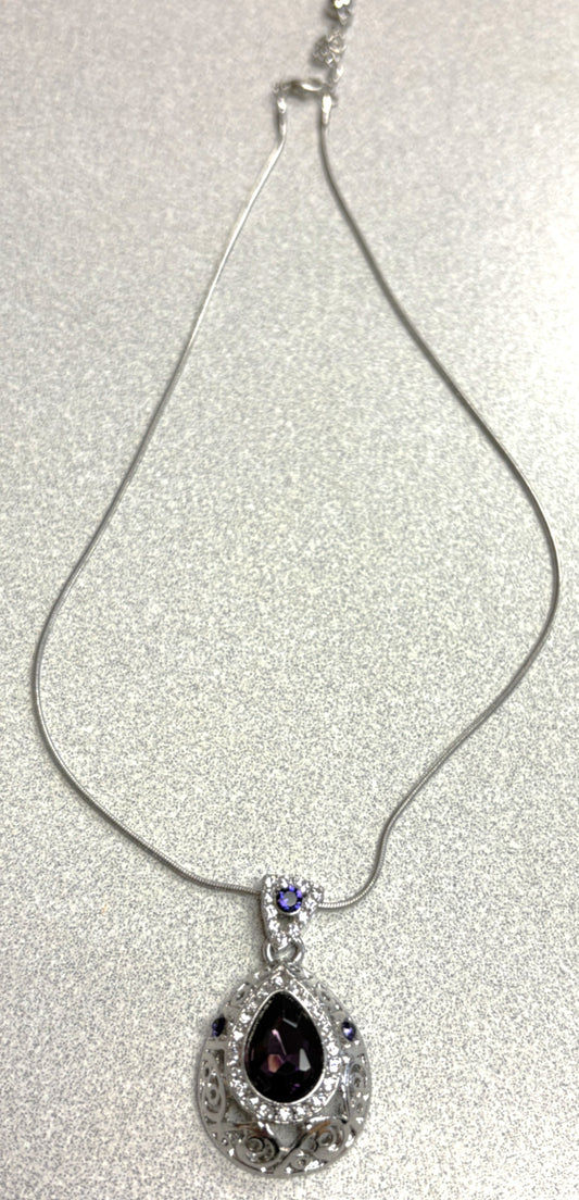 Tear-drop Pendant Necklace