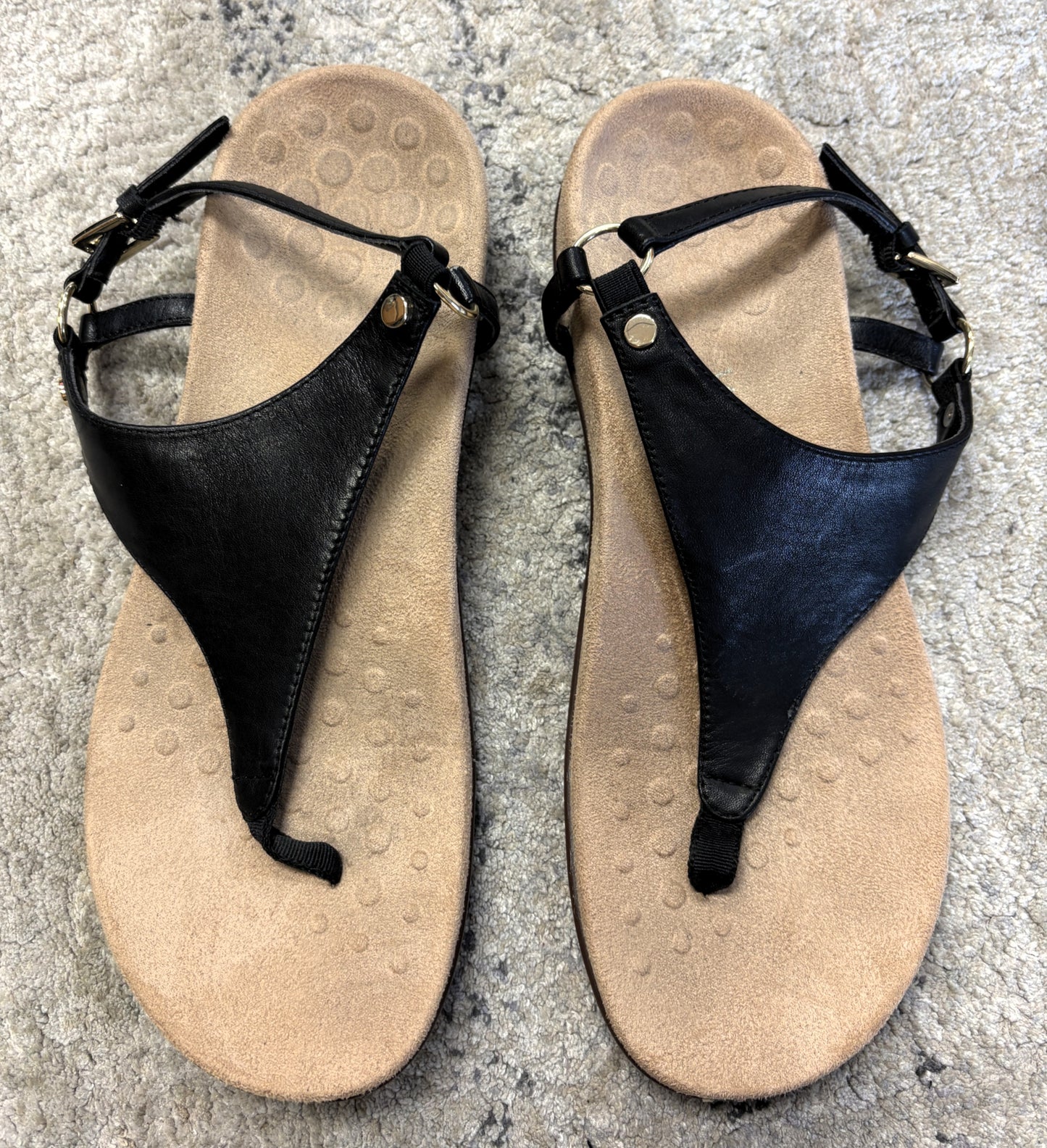 Vionic Thong Sandals