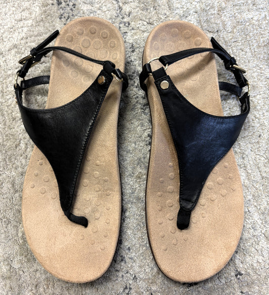 Vionic Thong Sandals