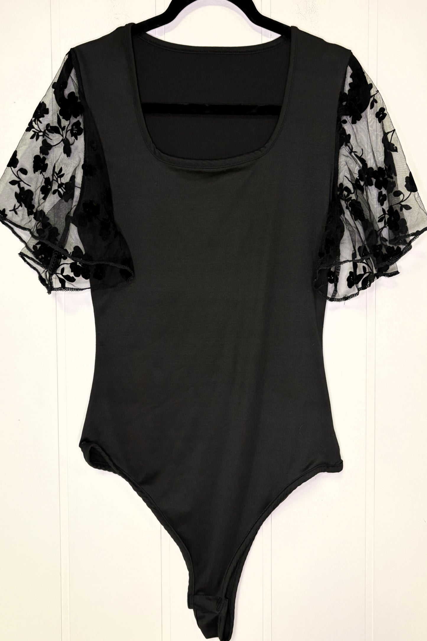 Bodysuit w/Floral Mesh Sleeves