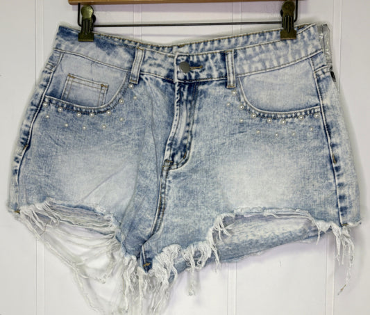 Denim Shorts w/Pearl Detail