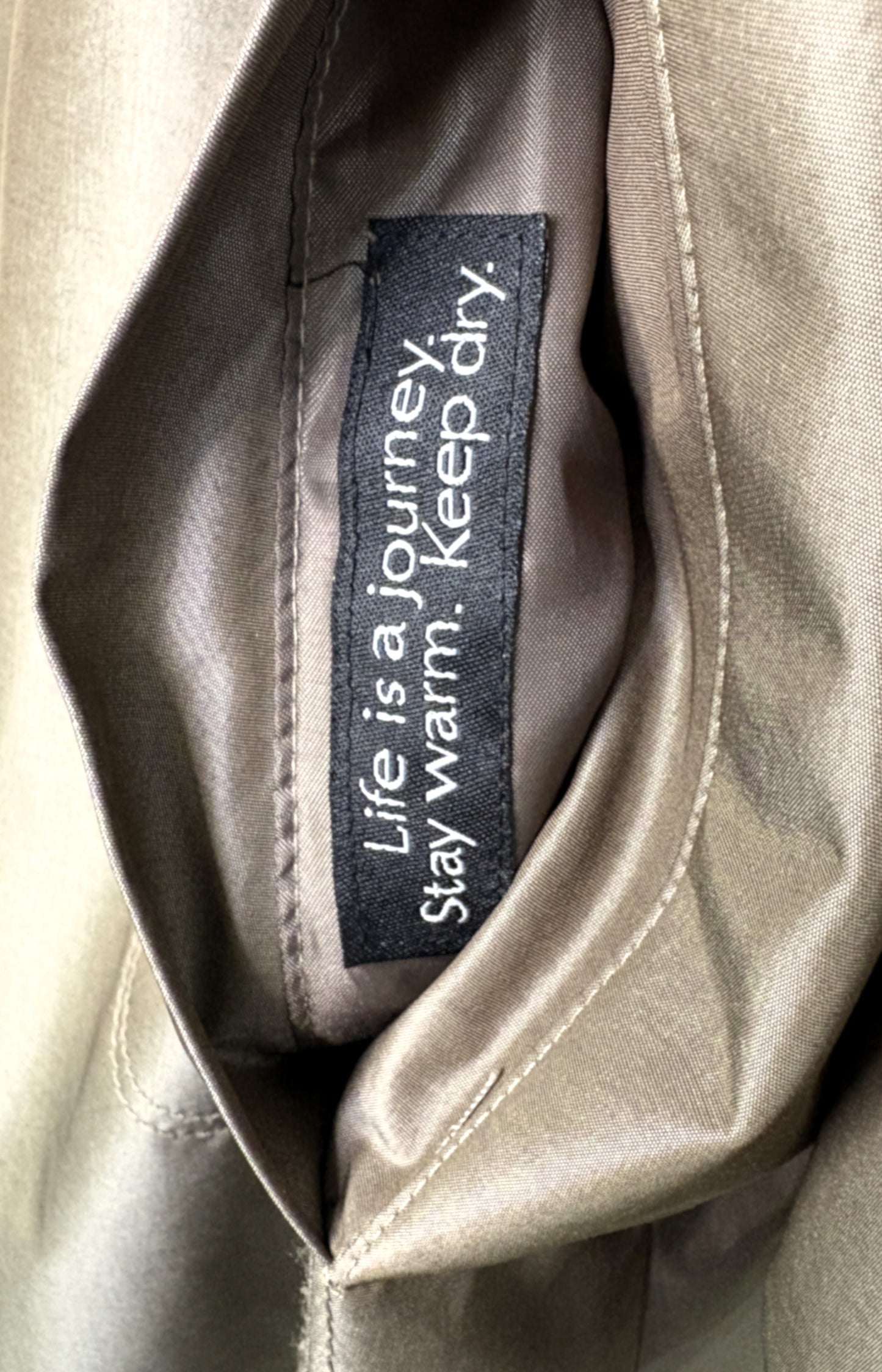 Gallery Trench Coat w/Pleated Hood