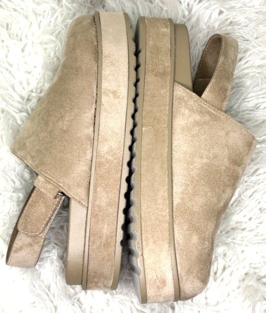 TOP MODA Slingback Clogs