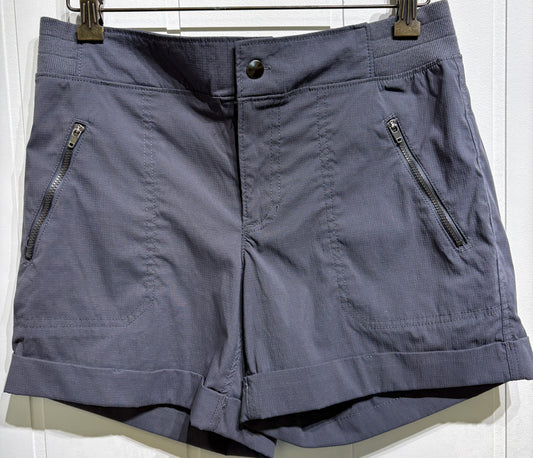 Te Verde Shorts w/Zipper Pockets