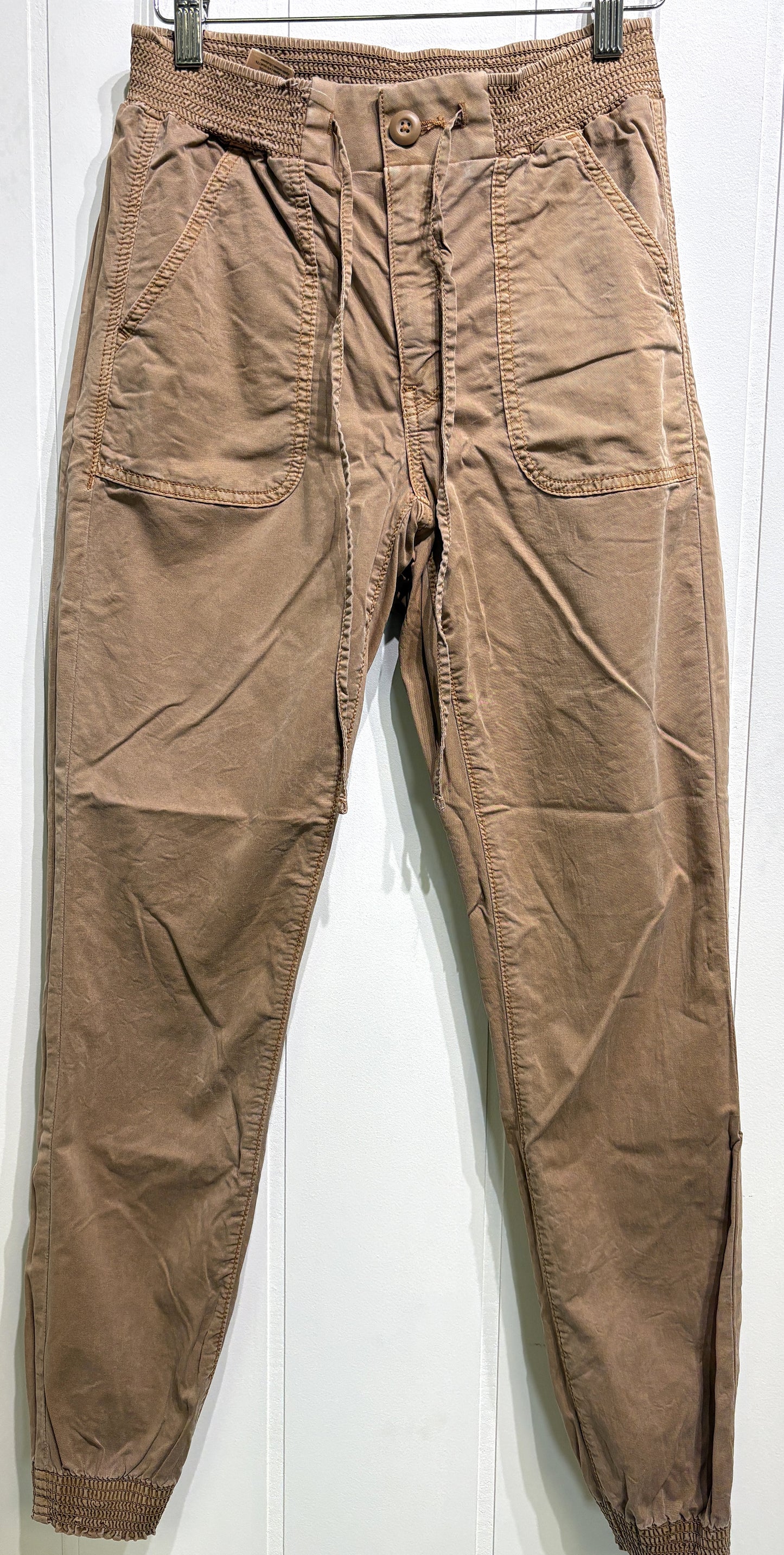AE Cargo Joggers
