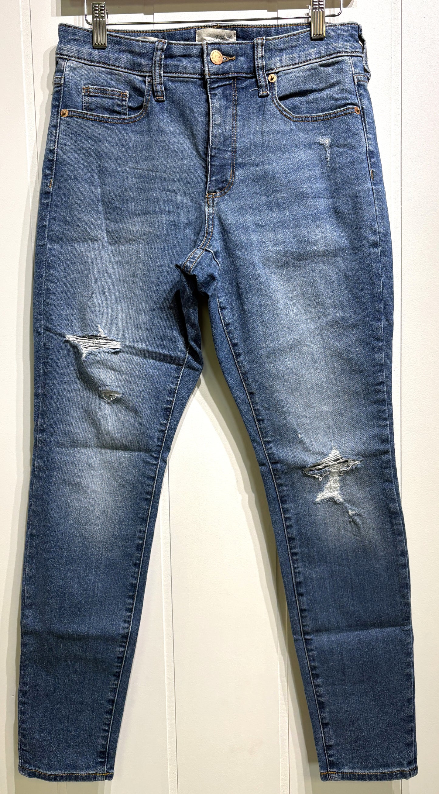 Universal Thread Ripped Jeans