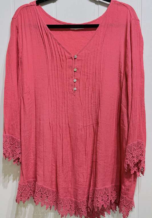 Westport Blouse w/Lace Detail
