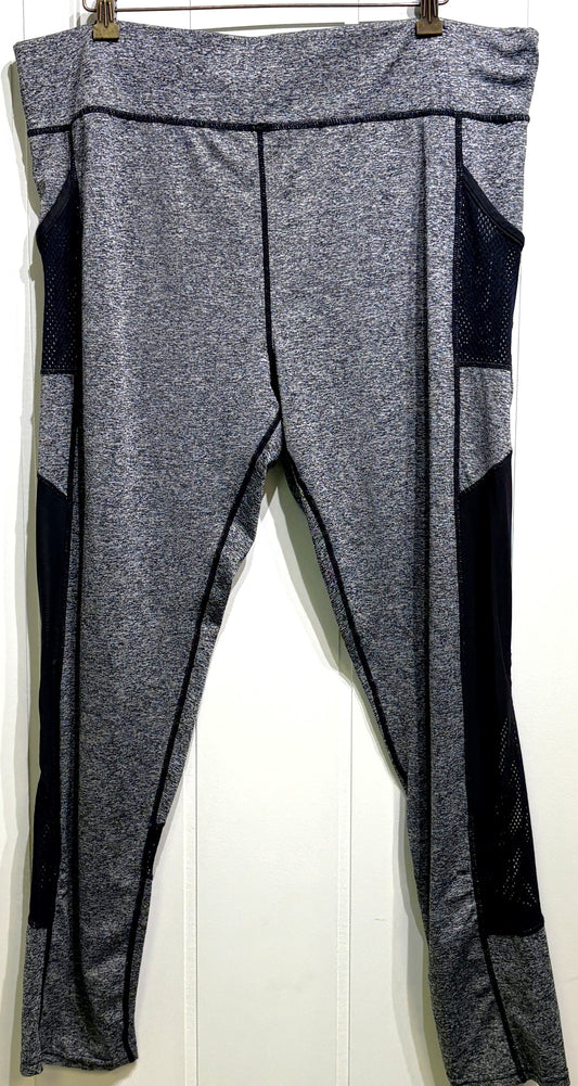 Leggings w/Mesh Side Detail