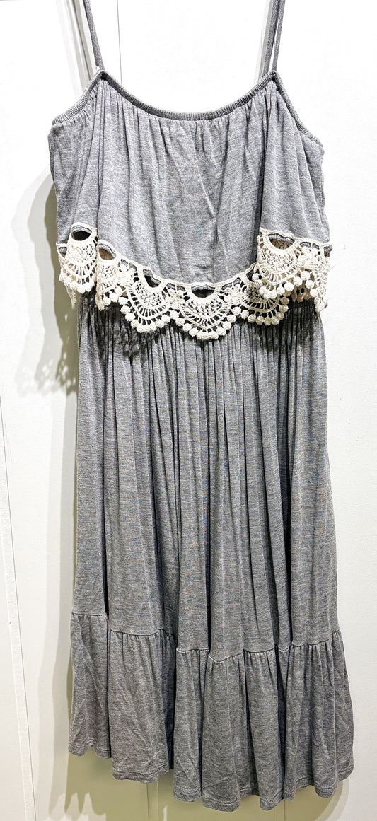 Mi Ami Dress w/Crochet Detail